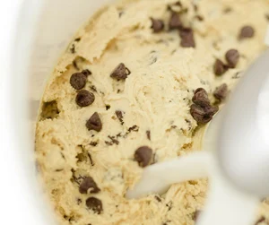 Healthy Cookie Dough Energy Balls